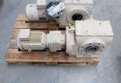 Motoreduktor SA97/T R57 DRE100L4/TF