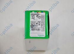 Safety button fi40 XB5AS8442                                                                                                                                                                                                                                   